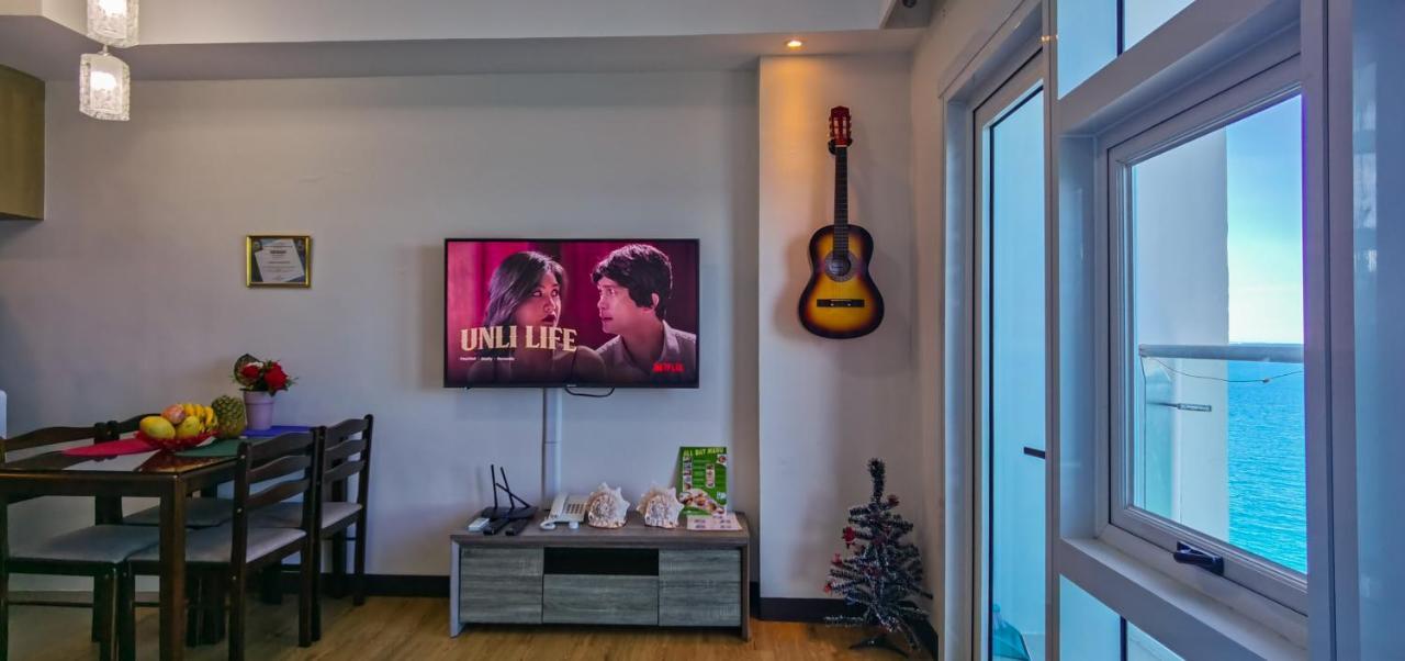 Villa Oceanfront At Arterra, Fast Wifi, Nflix, Kitchen -C à Île de Mactan Extérieur photo